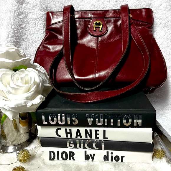 Etienne Aigner Handbags - VINTAGE 70’s Etienne Aigner purse